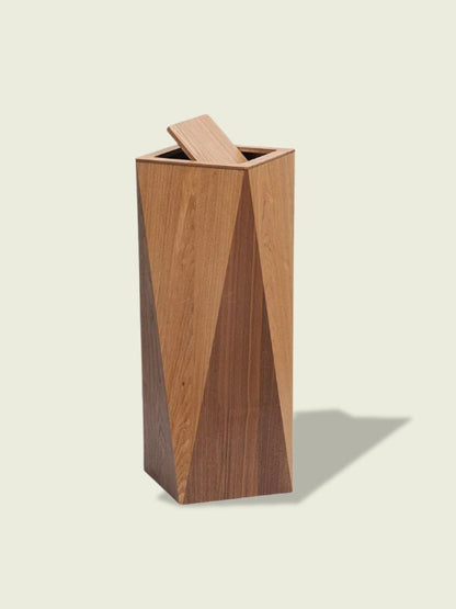 Poubelle de cuisine en bois